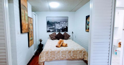 Quaint & Tranquil Subiaco 1 Bedroom Apartment - ACT Tourism 1