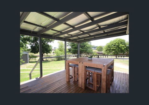 Quart Pot House - ACT Tourism 0