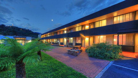 Queenstown Motor Lodge - ACT Tourism 3
