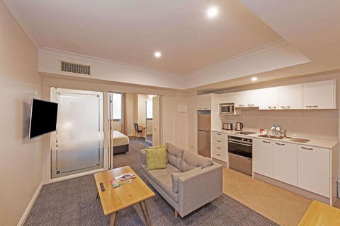 Quality Apartments Adelaide Central - ACT Tourism 0