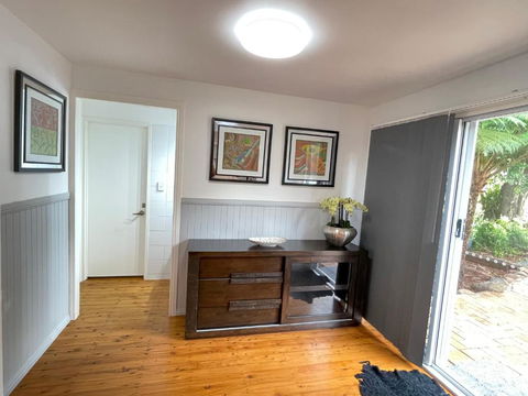 Quiet, Cozy And Calm 3 Bedroom House. - ACT Tourism 1