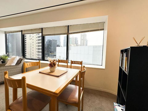 QV Central Oasis Contemporary City Getaway - ACT Tourism 1