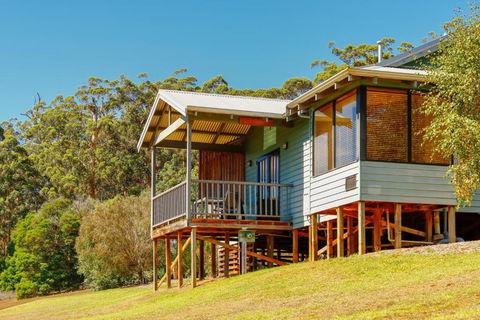 Rainbow Trail Chalets - ACT Tourism 3
