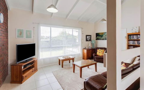 Ratties Residence 6 Carnegie St Port Ellliot - No Linen Included - ACT Tourism 1