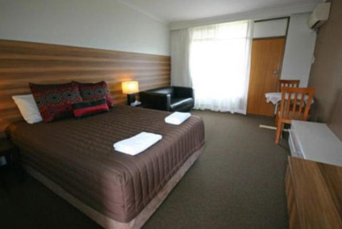 Red Cedars Motel - ACT Tourism 2