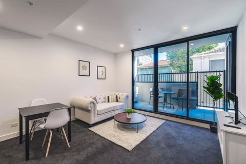 Astrina Deluxe 1 Bedroom - ACT Tourism 0