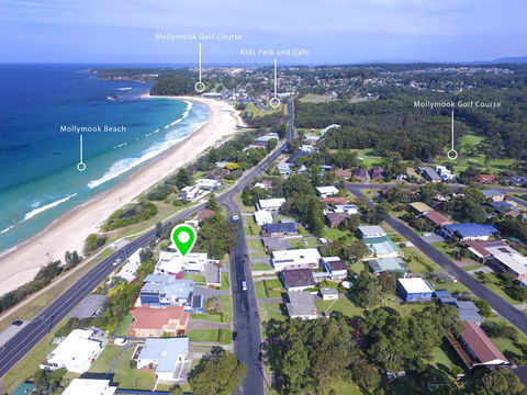 Atlantas, Mollymook Beach - ACT Tourism 3