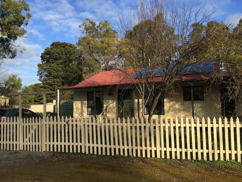 Auburn Hideaway Clare Valley - ACT Tourism 1