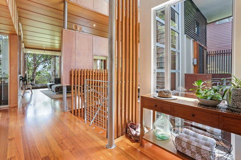 Award-winning Luxury, Noosa Heads - ACT Tourism 1