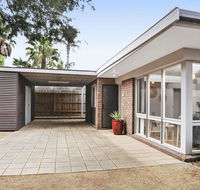 Backyard Bliss - ACT Tourism