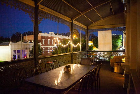 Balcony Level - Heygarth House - Port Of Echuca Townhouse - ACT Tourism 1