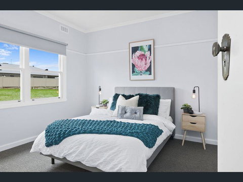 BALLARAT CLOSE 2 CBD + HOSPITAL+3BR HOME+NETFLIX + WiFi + Gift - ACT Tourism 1