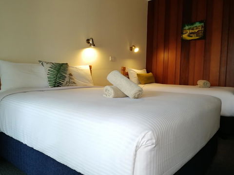 Banjo Paterson Motor Inn - ACT Tourism 2