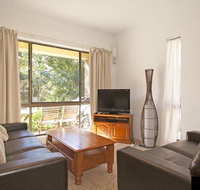 Banksia - Sawtell NSW - ACT Tourism
