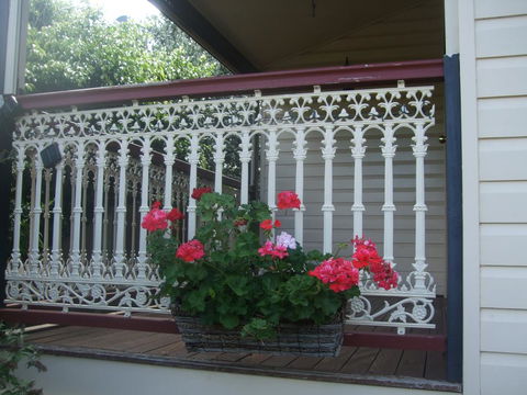 Bannockburn Cottage - ACT Tourism 3