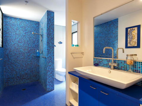 Barefoot Beach House - ACT Tourism 2