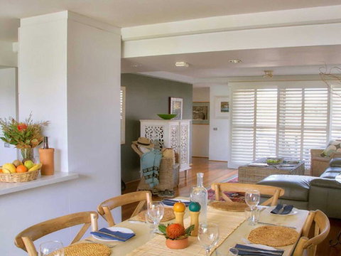 Barefoot' 7/44 Marine Drive - Fabulous Fingal Bay - ACT Tourism 1
