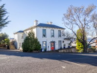 Battery Point Manor