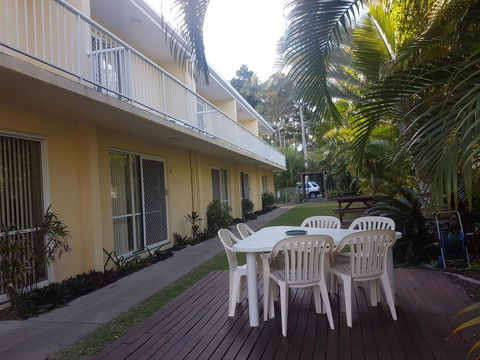 Bayshores Holiday Apartments - ACT Tourism 0