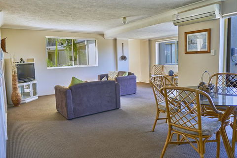 Bayview Beach Holiday Apartments - ACT Tourism 1