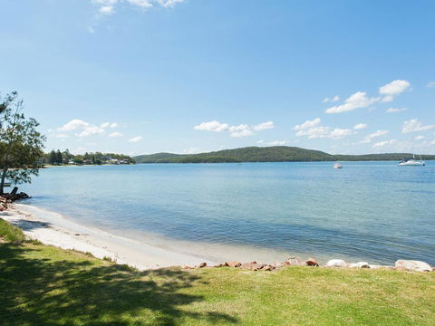 Baywatch - Beachfront Bliss Executive Home - ACT Tourism 1