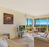 Beach Breakers Apartment - Stunning Views - ACT Tourism