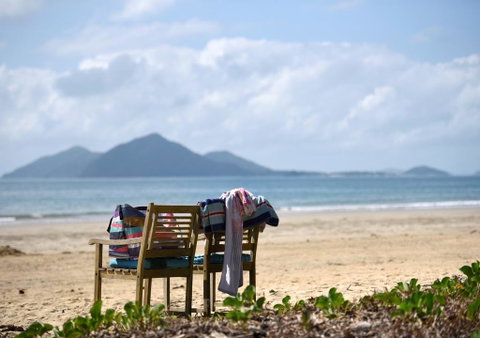 Beach Daze - ACT Tourism 0