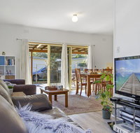 Beach Escape  Currarong - basic family accommodation - ACT Tourism