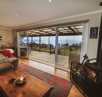 Beach House 'Aisling' - ACT Tourism