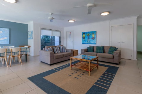 Beach House, Pacific Road, 1/20 - ACT Tourism 3