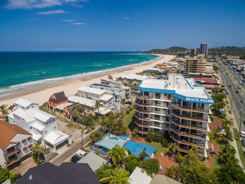 Beach Palms Holiday Apartments - ACT Tourism 0