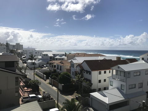 Beach Palms Holiday Apartments - ACT Tourism 3