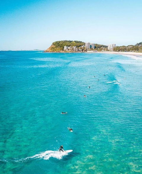 Beach Side Ocean Burleigh Heads 3 Bedroom Family Accomodation - ACT Tourism 3