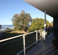 BEACHFRONT 3- 3/12 Bundella Ave LC - ACT Tourism