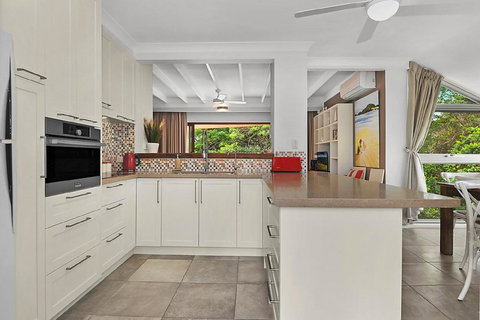Beachfront 7 Penthouse - Sawtell, NSW - ACT Tourism 3