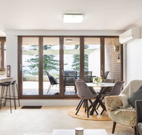 Beachfront Manly Apartment With Parking and Balcony - ACT Tourism