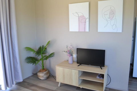 Rio Rita Ocean View Apartments - ACT Tourism 2