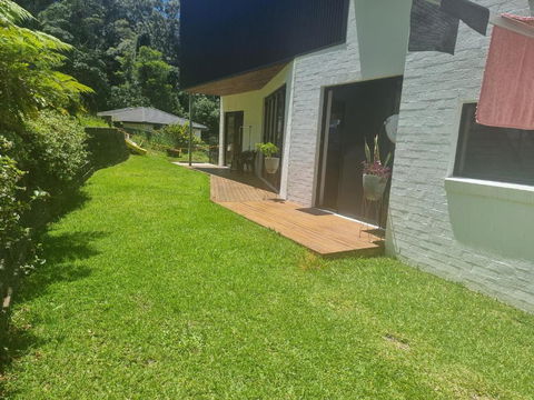 RESIDENTIAL 4 BEDROOM House - ACT Tourism 2