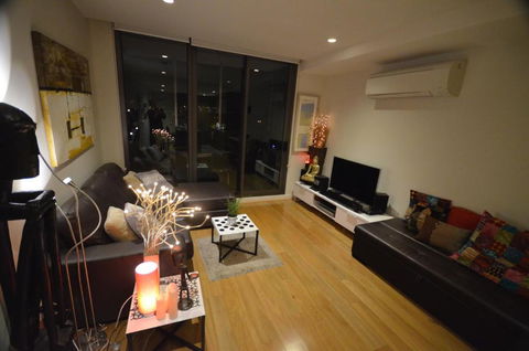 Riverside Resort Apartment - ACT Tourism 3