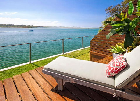 Riverfront Apartment, Perfect Location - ACT Tourism 2