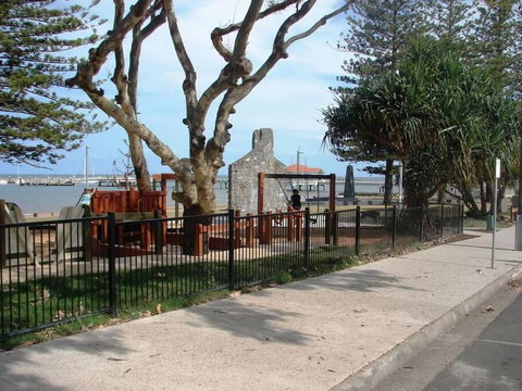 Redcliffe Villa - ACT Tourism 2