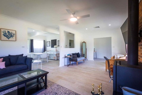 Redims Hill Cottage - ACT Tourism 3
