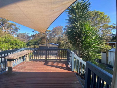 Reel & Relax: 3BR Beach House - Fish, Swim, Surf - ACT Tourism 1