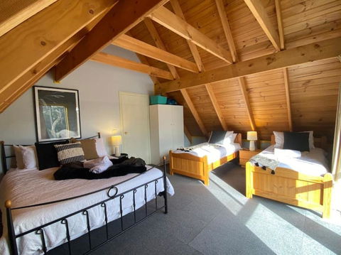 Reel & Relax: 3BR Beach House - Fish, Swim, Surf - ACT Tourism 3