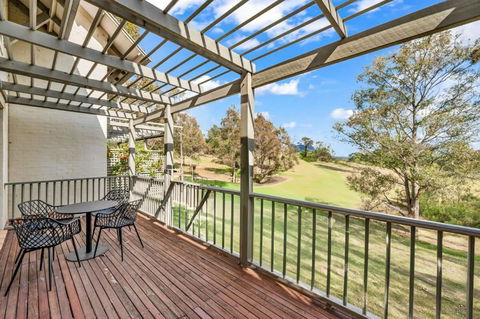 Refreshing Valley Escape - ACT Tourism 0