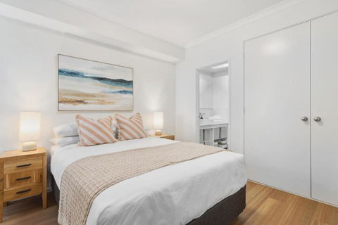 REGL20/11 - Regal In East Perth - ACT Tourism 2