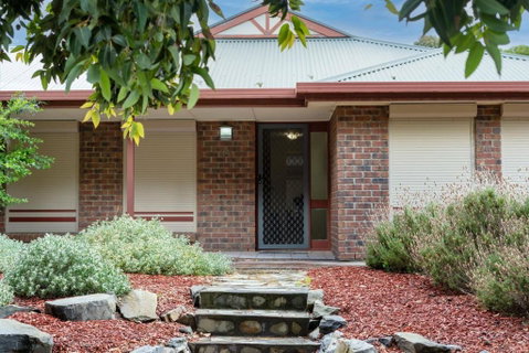 Relaxing Holiday Home Pets Are Welcome - ACT Tourism 0