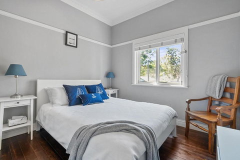 Relaxing Retreat On Earle St, Cremorne Near Attractions - ACT Tourism 2