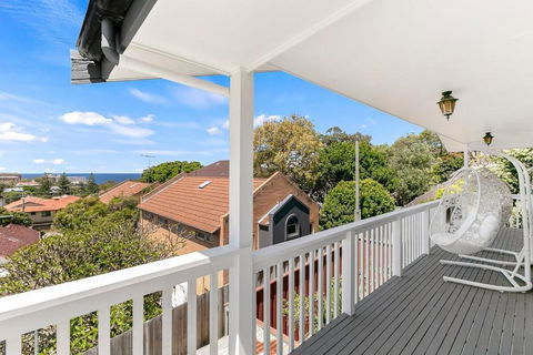 Resort Living Coogee - ACT Tourism 2