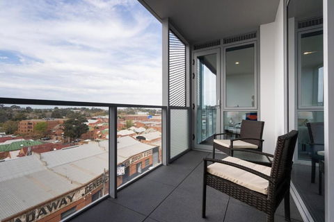 Richmond Place - 2BR W Parking & Gym - ACT Tourism 2